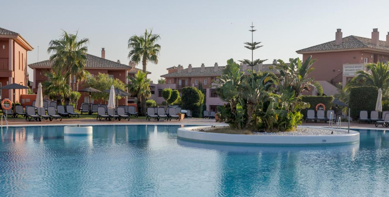 Ilunion Sancti Petri Lejlighedshotel Chiclana de la Frontera Eksteriør billede