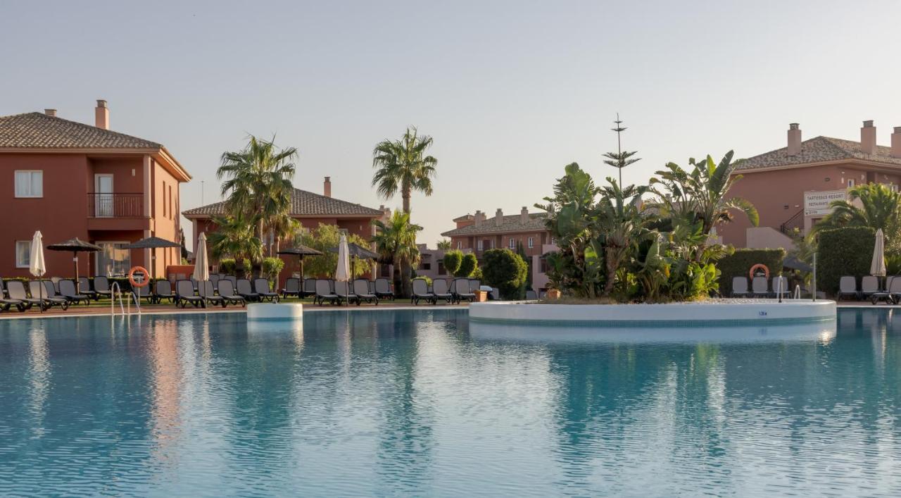 Ilunion Sancti Petri Lejlighedshotel Chiclana de la Frontera Eksteriør billede